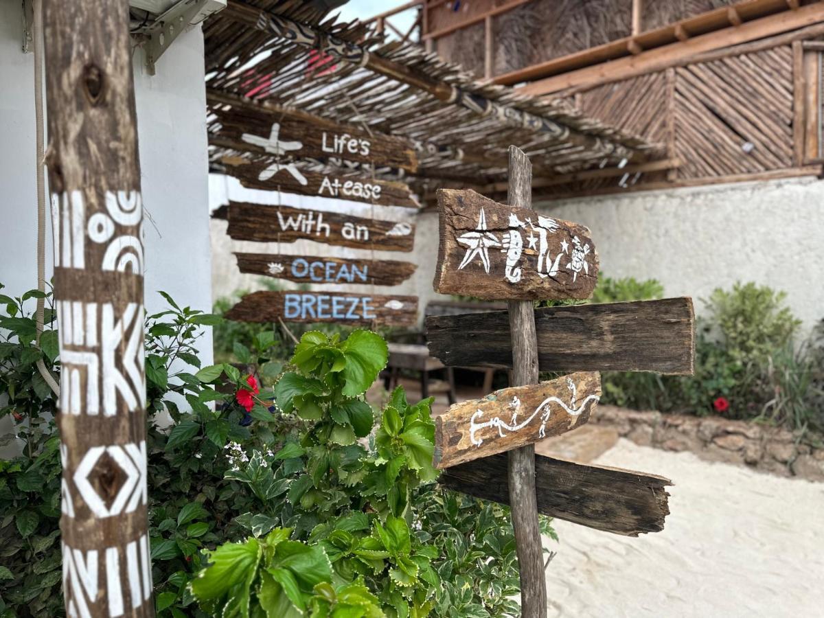 Ocean Breeze Airbnb Hotel Nungwi Buitenkant foto